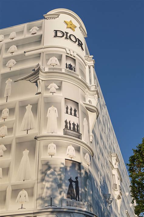 dior sur les champs elysees|christian dior designer.